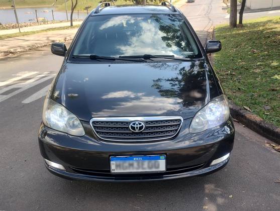 TOYOTA FIELDER 1.8 XEI 16V FLEX 4P AUTOMÁTICO TOYOTA FIELDER 1.8 XEI 16V FLEX 4P AUTOMÁTICO